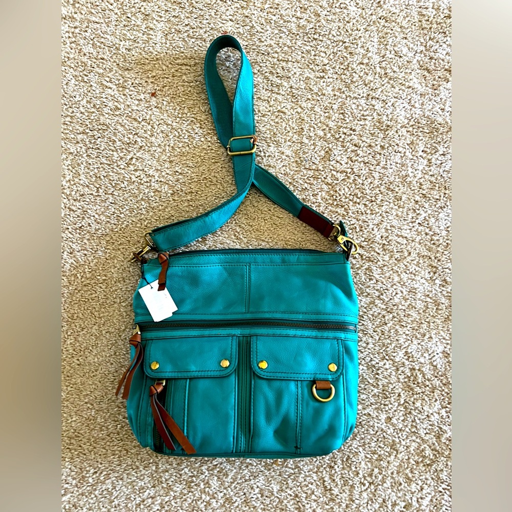 NWT Large leather Fossil crossbody messenger bag